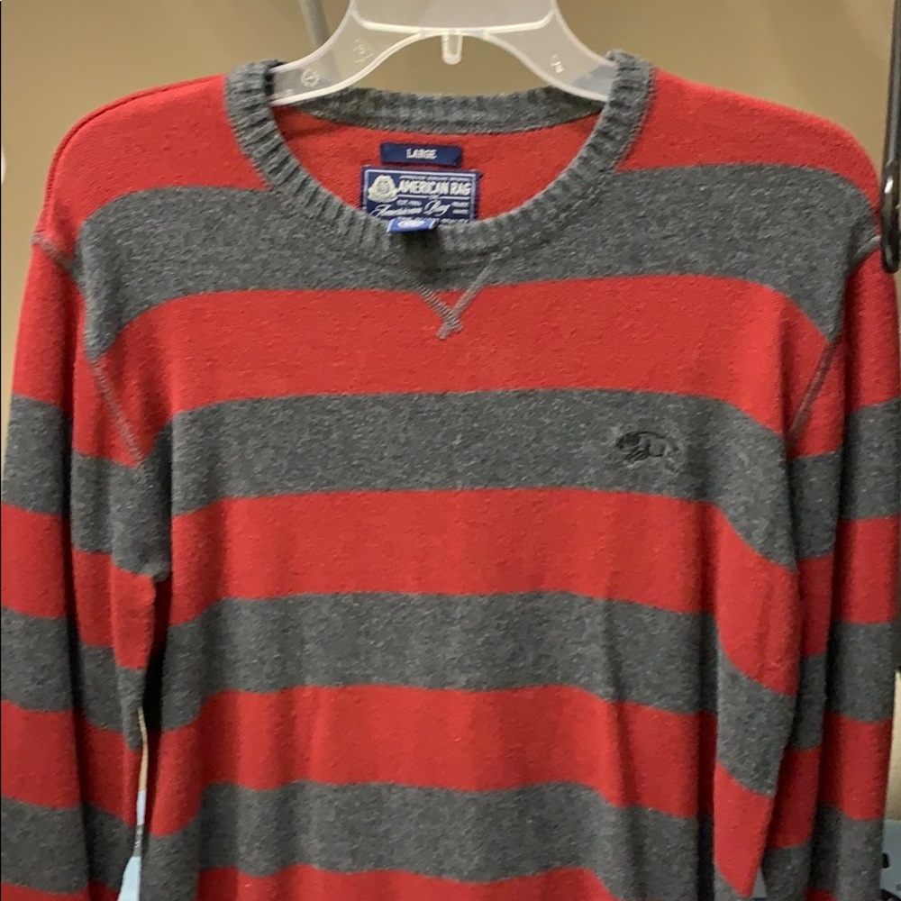 Men’s striped sweater